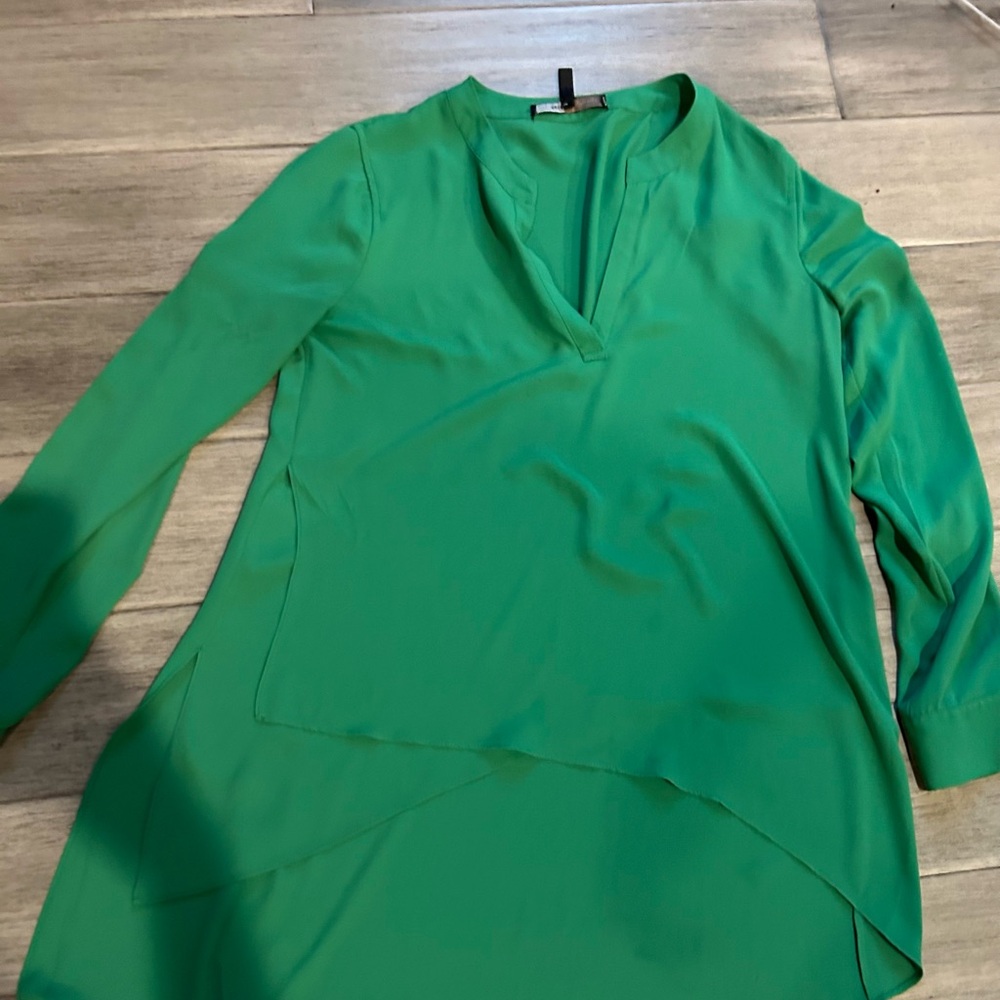 BCBG shirt